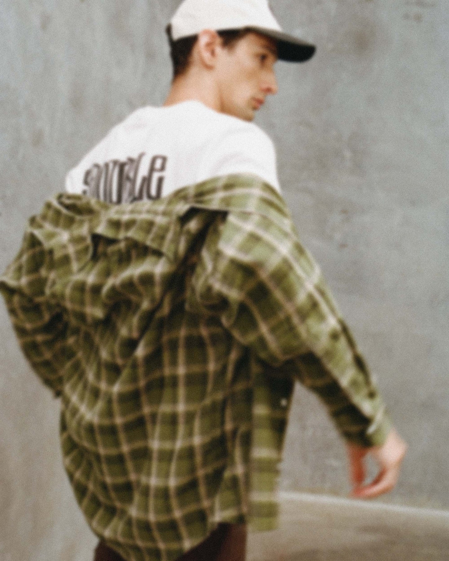 SD025W1404_BRN_13_1762400014