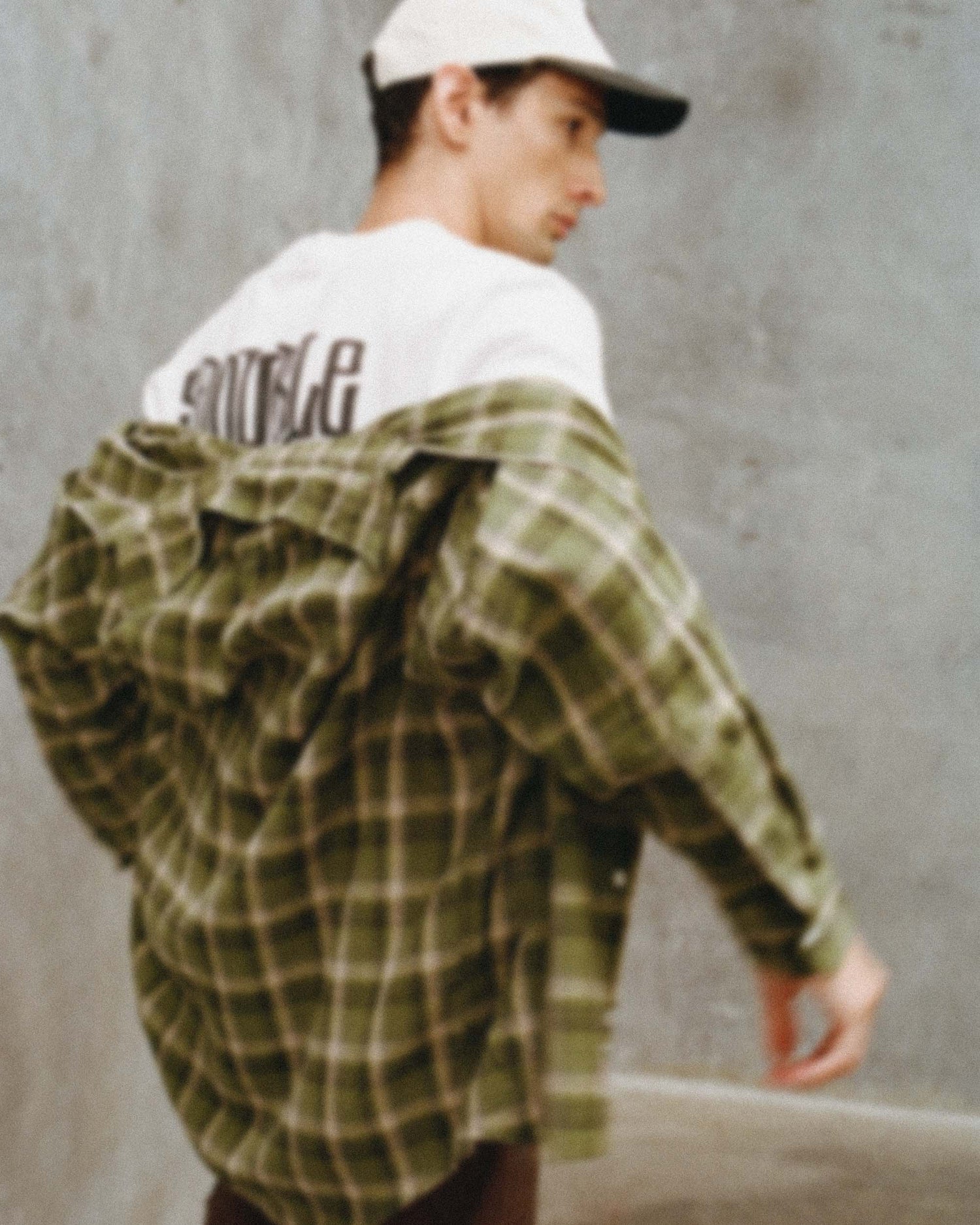 SD025W1404_BRN_13_1762400014