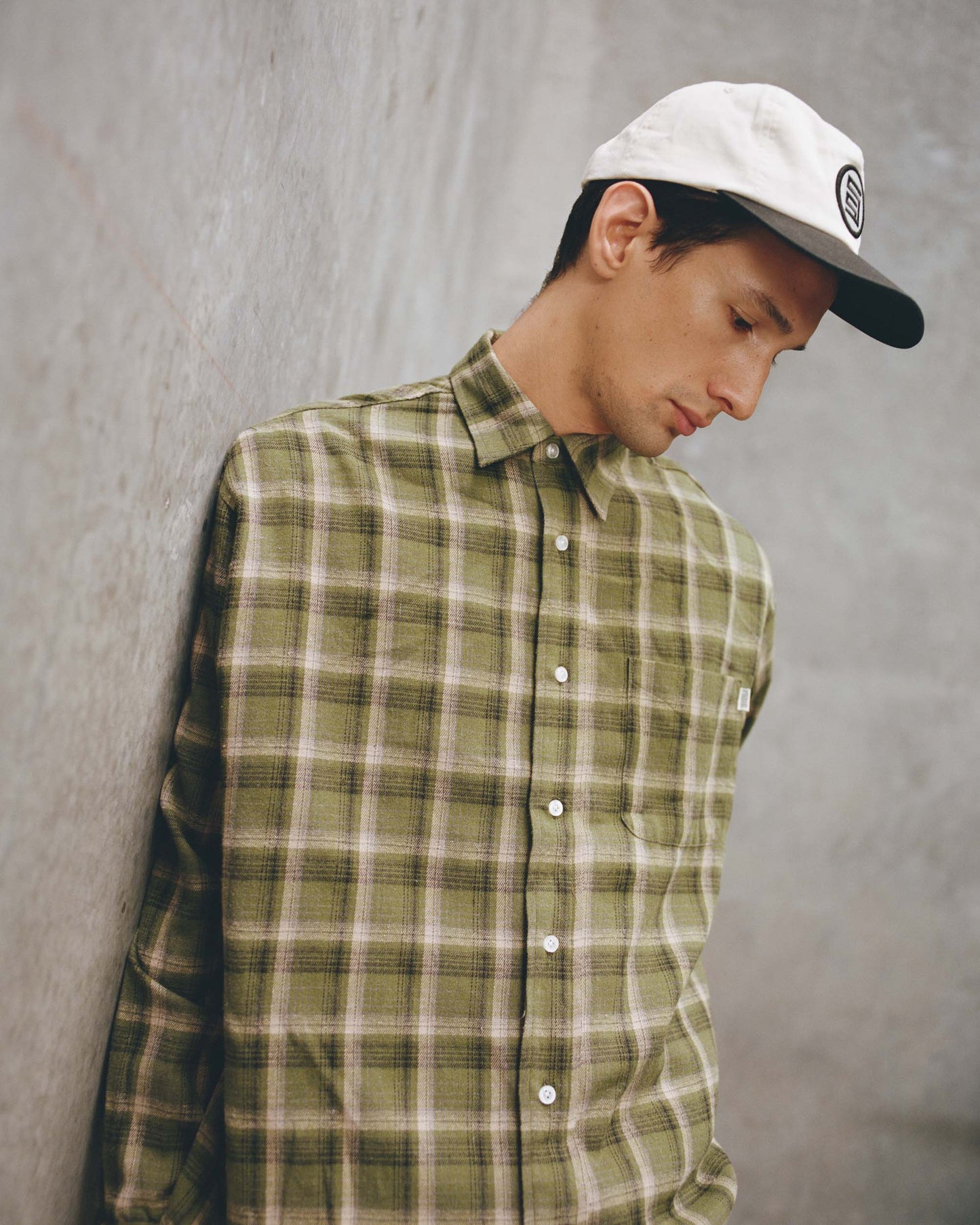 SD025W1404_BRN_8_1762400141