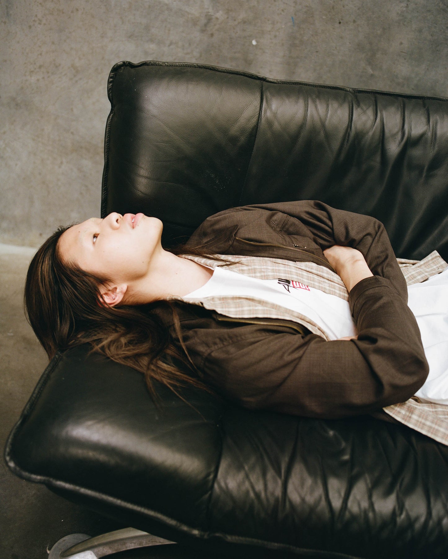 SD025W1405_ORANGE_6_1762400244